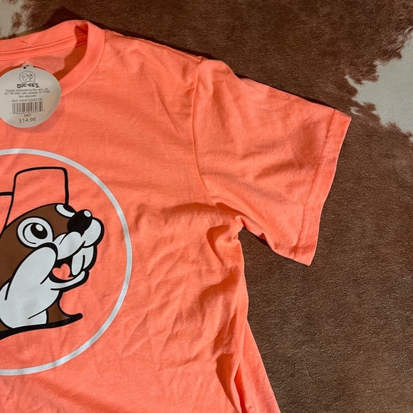 New with tags Buc-Ces cropped tee shirt size medium - Picture 2 of 5